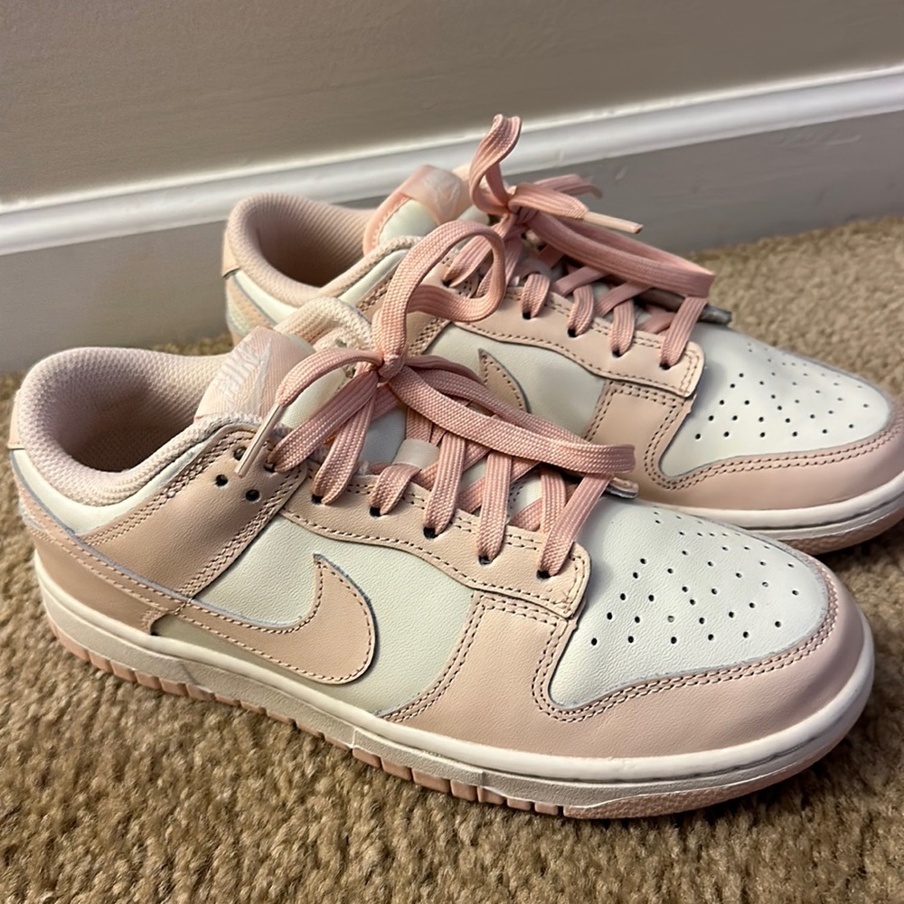 Nike Dunk Low- Pink